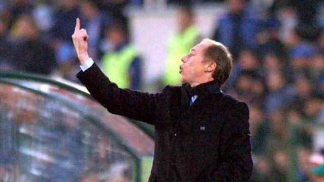 Sensini dimite en Colón tras perder con el equipo del Papa