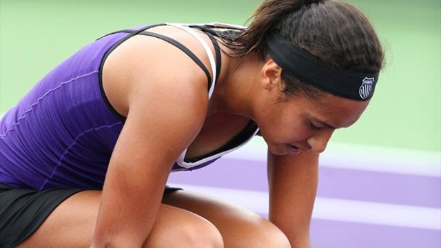 Watson crashes out in Birmingham, Konta progresses