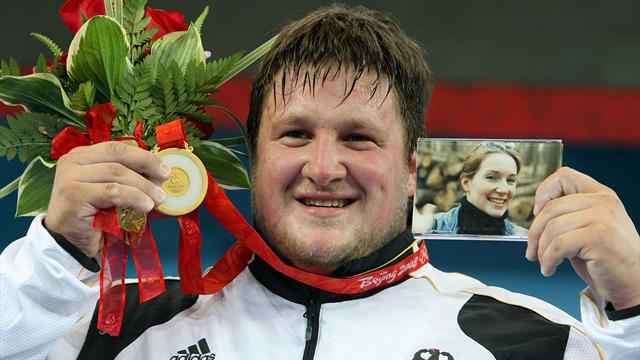 Susann için bir altın madalya: Matthias Steiner