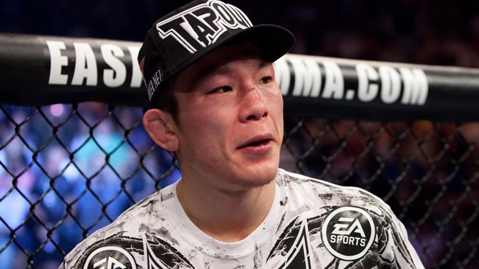 Aoki cruises to ONE FC lightweight title Mixed Martial Arts