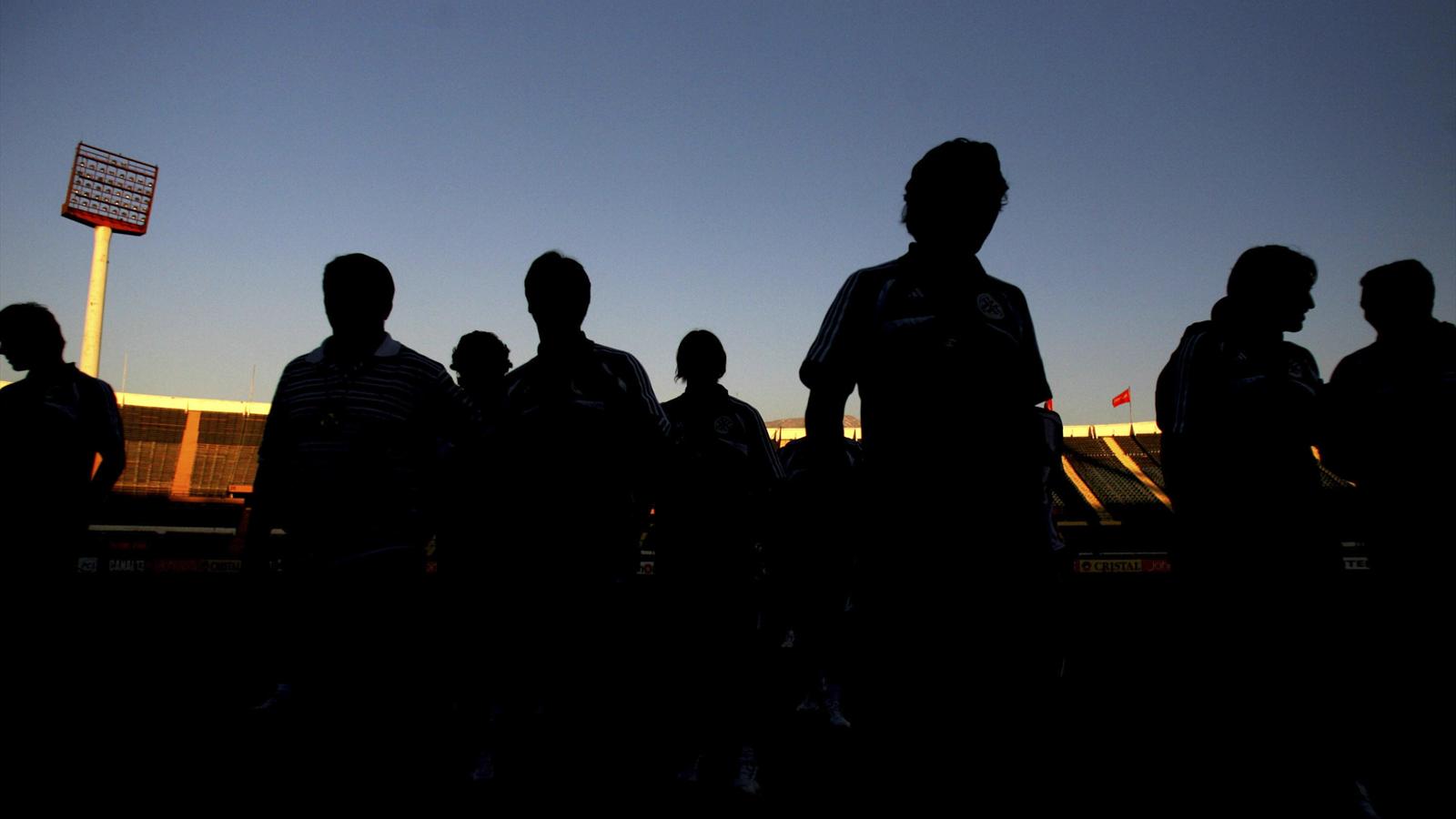 Eight gay players in Premier League keep quiet in fear of fans