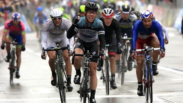Cavendish, puissance trois