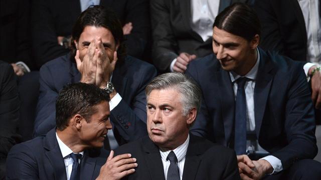 Ibrahimovic, Ancelotti, Sirigu : le PSG fait main basse sur les trophées UNFP