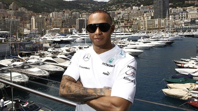 Hamilton : "Je me bats avec la voiture"