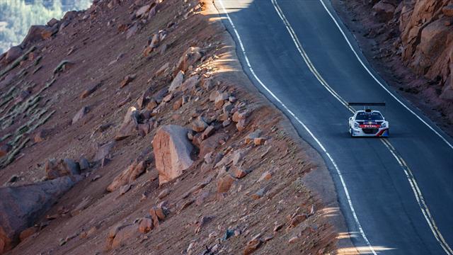 Loeb domine la séance de qualification