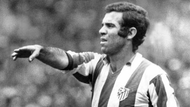 La afición del Atlético recauda fondos para poner una estatua a Luis Aragonés