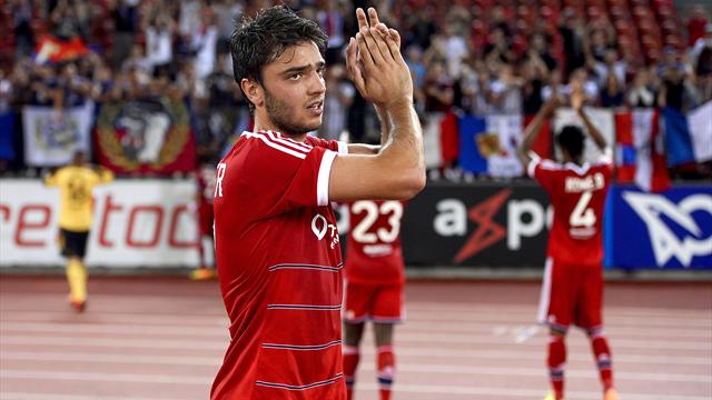 Grenier, héros du même film