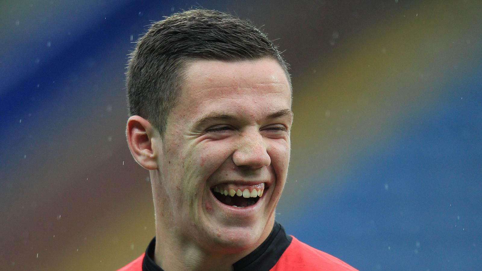 Blackburn goalkeeper Urwin joins Stalybridge - Championship 2012-2013 ...