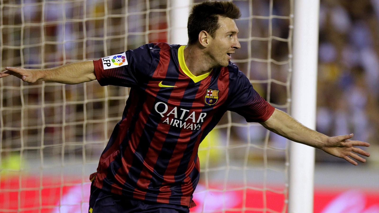 Messi hattrick helps Barcelona past Valencia Liga 20132014
