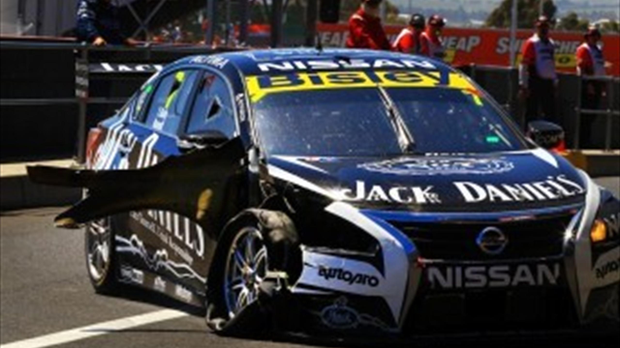 Kangaroo crash ends Bathurst 1000 for Kelly Motorsports Eurosport