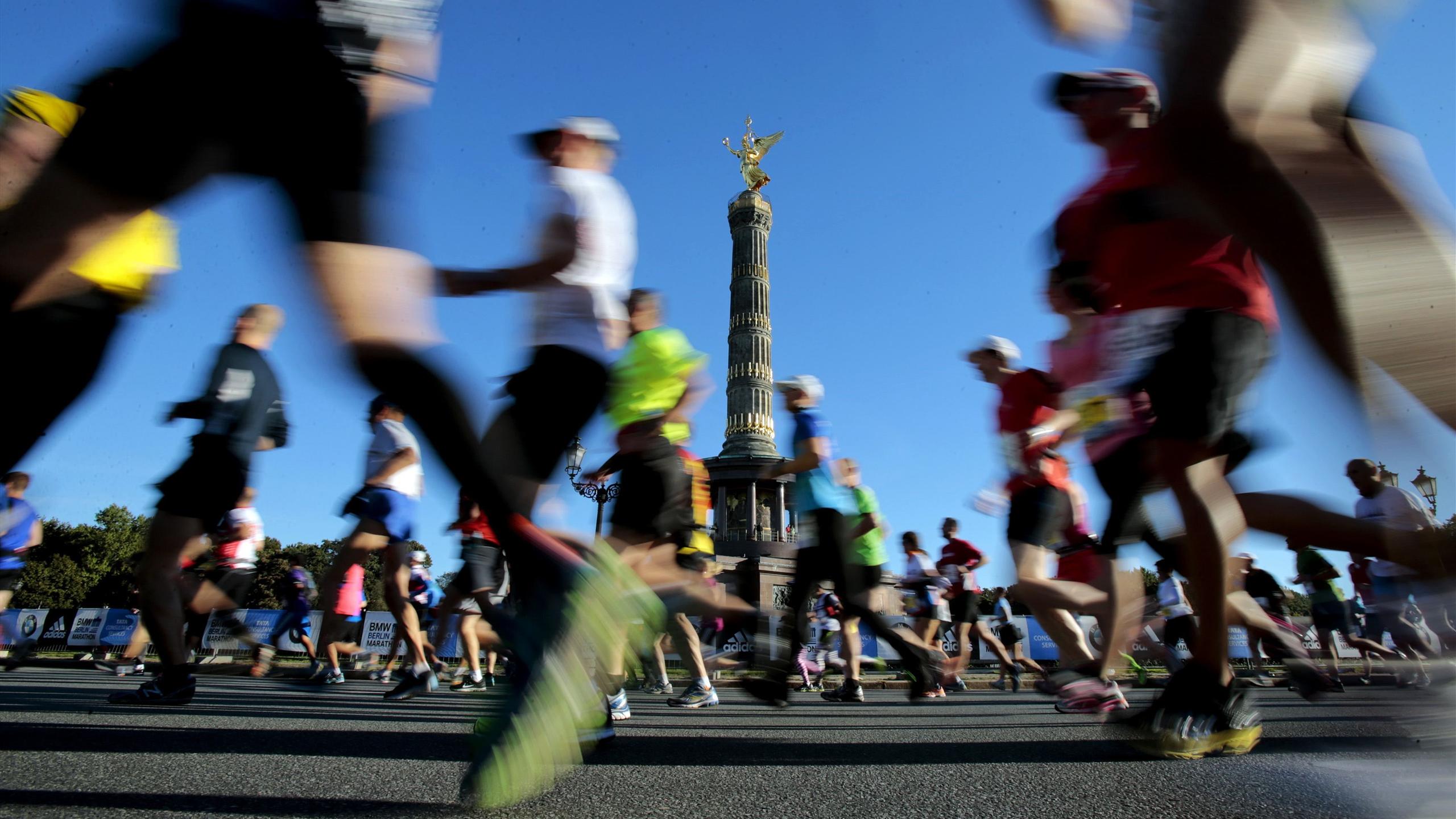 Olympics Rio 2016 GB race walker disqualified for 'bent knee' Eurosport