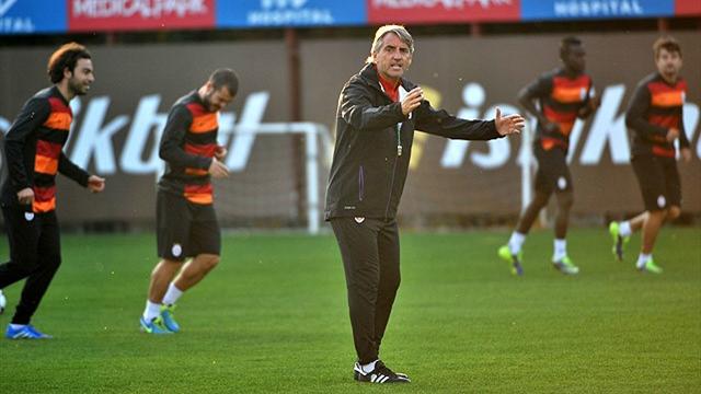 Mancini bu kez o yıldız adayını Florya'ya getirdi