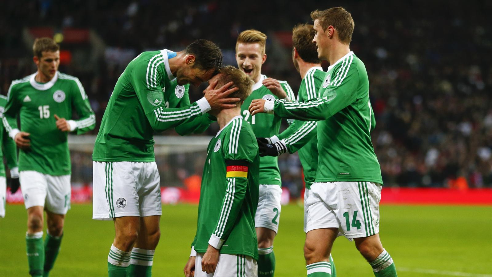 German players to receive bonus for reaching last eight World Cup
