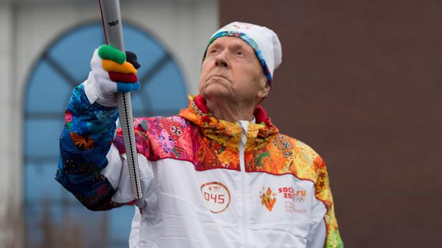 Un hombre de 101 se convierte en el relevista más veterano