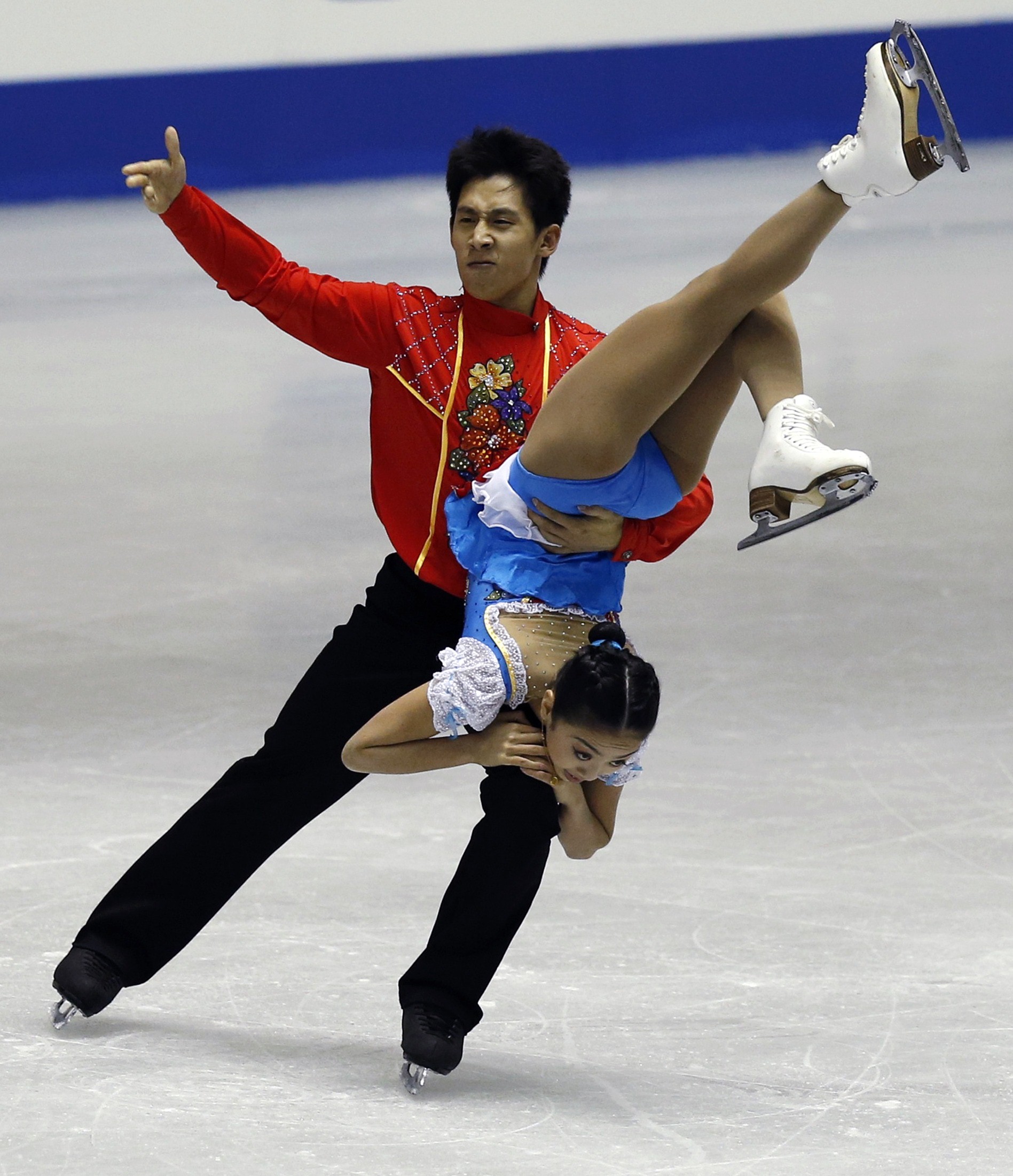 Sui Wenjing and Han Cong of China