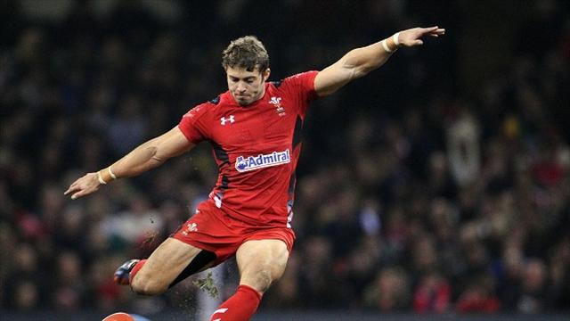 Halfpenny heading to Toulon