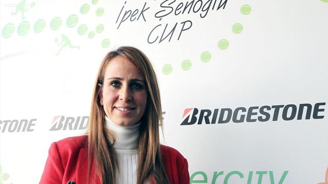 İpek Şenoğlu: Hazmedemiyorum