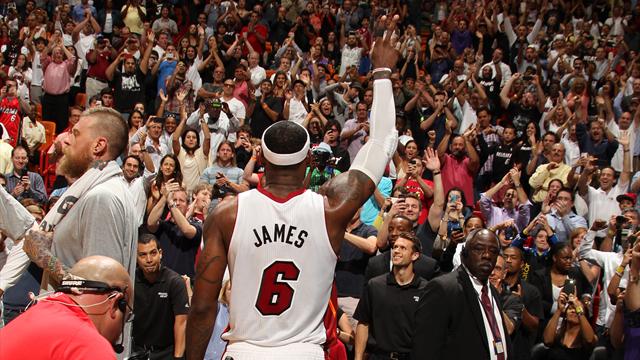 LeBron James explose les compteurs