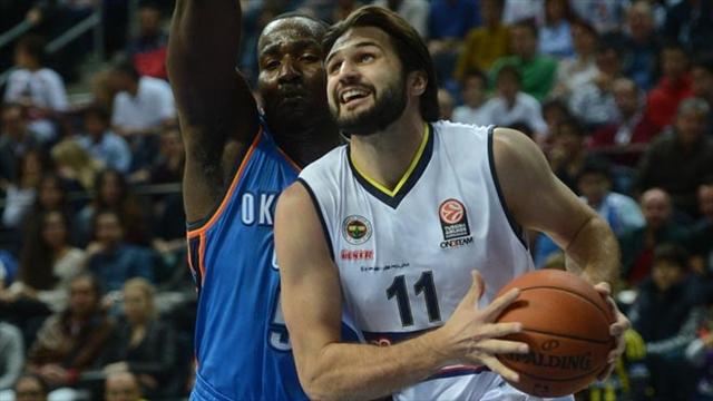 Kleiza Fenerbahçe'den ayrıldı