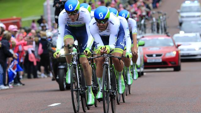 Orica GreenEdge en trombe, Tuft en rose