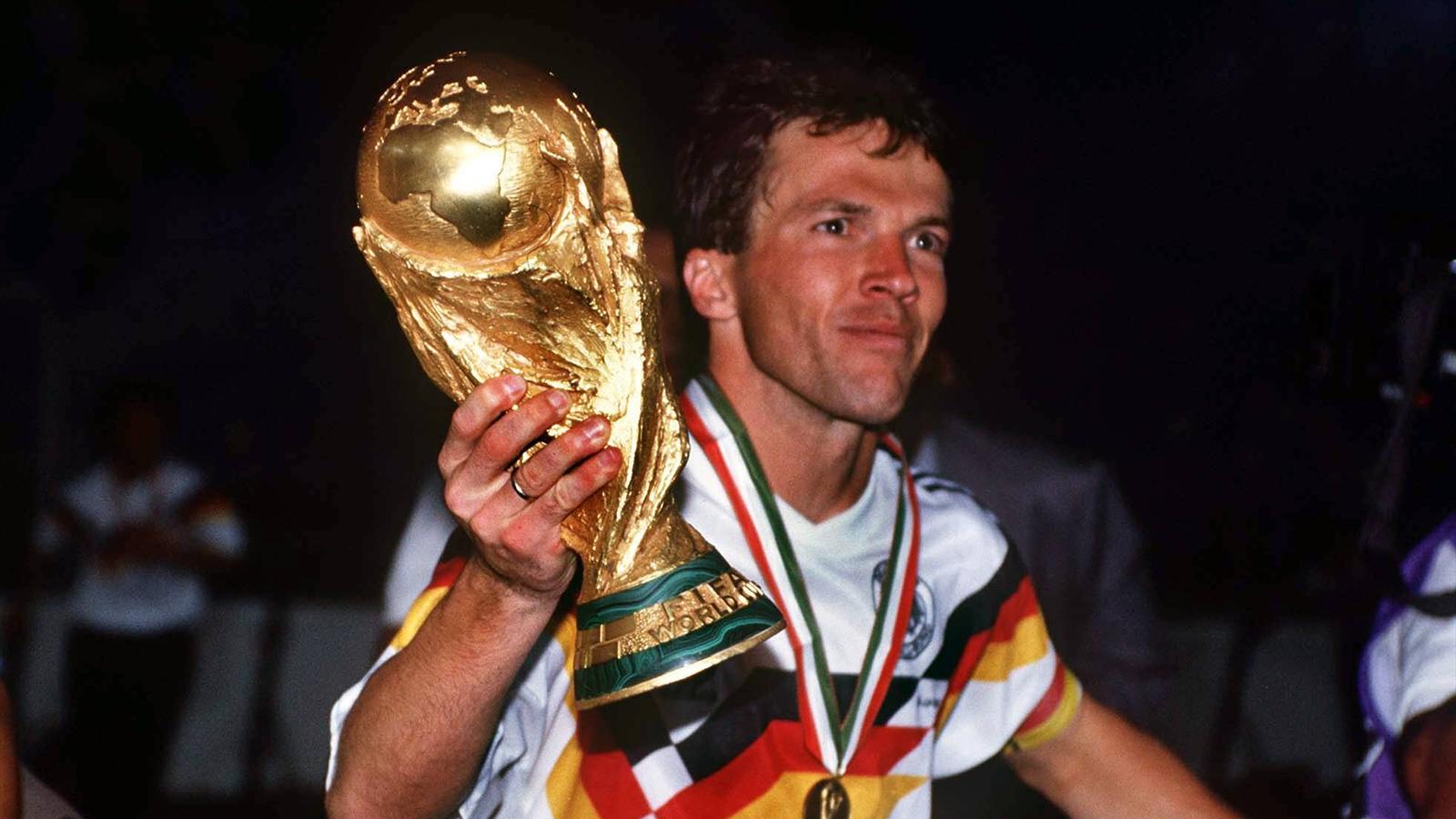 Coupe du monde 1990 la rétro (victoire de la RFA en Italie) Coupe