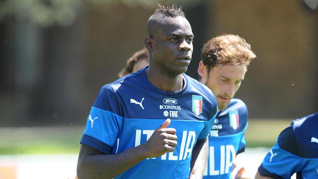 Italia, i primi convocati del ct Mancini: Balotelli torna in Nazionale, c'è anche Berardi