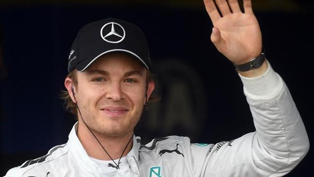 Росберг продлил контракт с Mercedes
