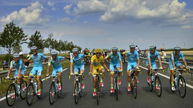 Sourde aux demandes de l'UCI, Astana s'expose à une exclusion du World Tour