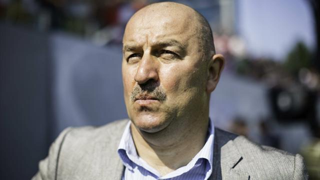Черчесов: «Денисов сказал, что не считает меня за тренера и человека»
