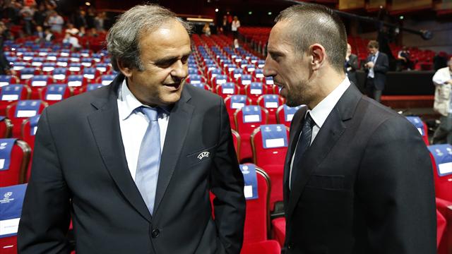 Platini menace de suspendre Ribéry s'il refuse de jouer en sélection