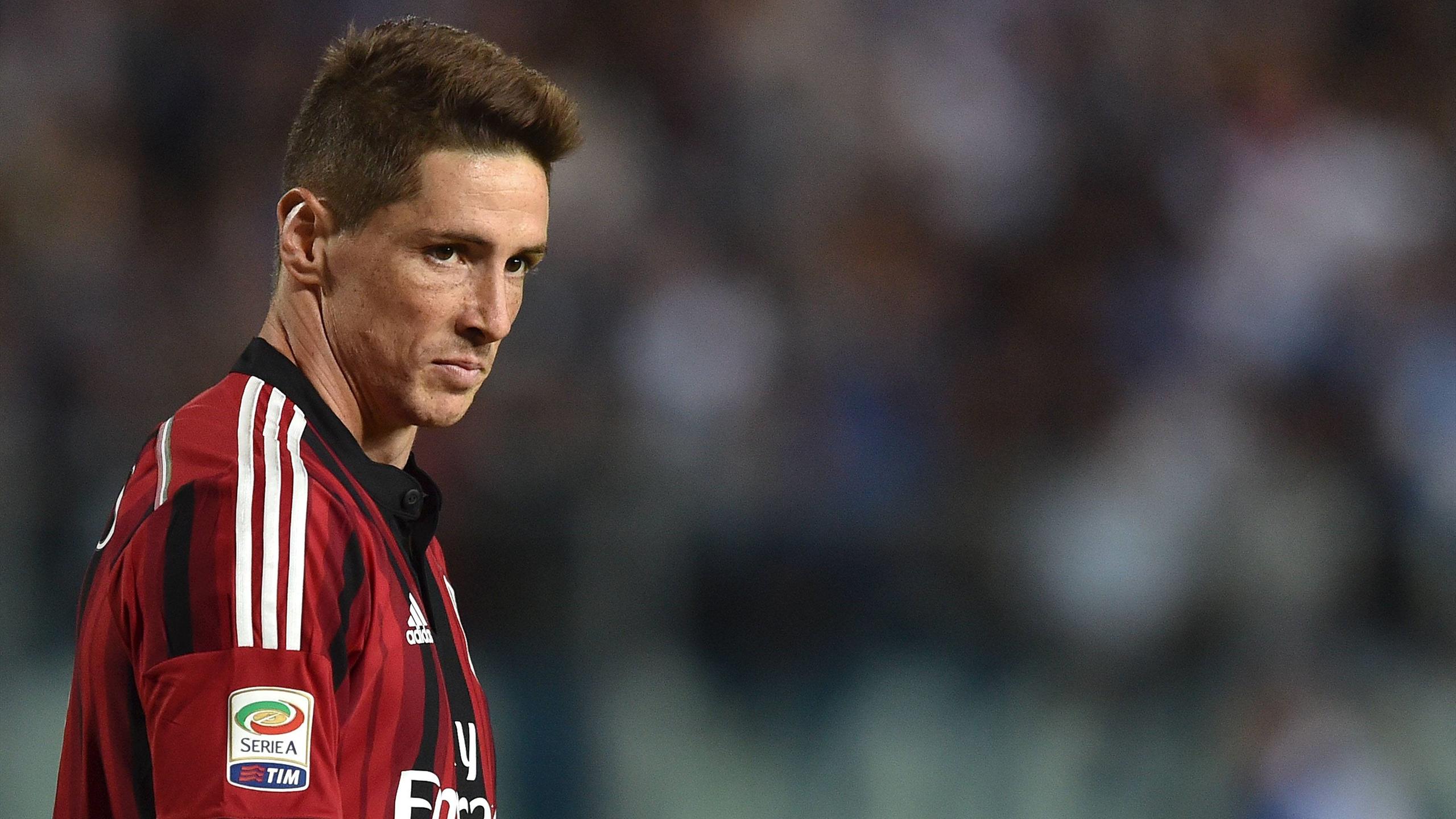 Torres struggling to keep his place at Milan - Eurosport