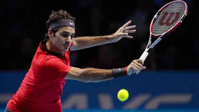 Federer a croqué un tout petit Nishikori, le voilà presque en demies