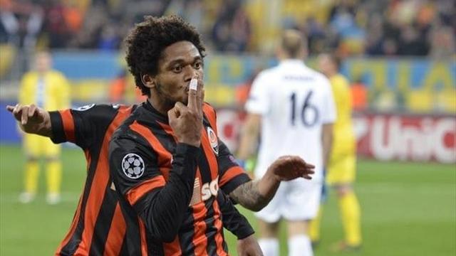 УЕФА наказал БАТЭ частичным закрытием трибун за расизм