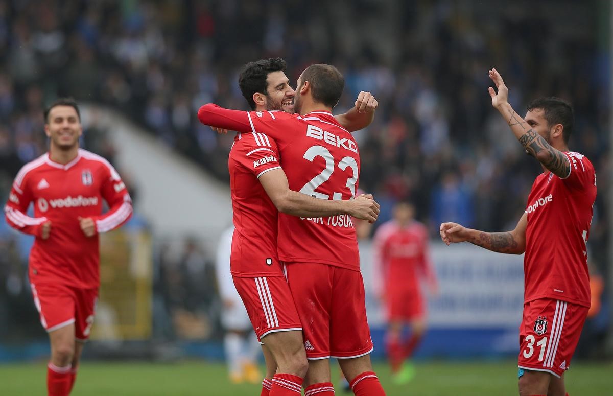 Sarıyer Beşiktaş Cenk Tosun İsmail Köybaşı Ramon Motta