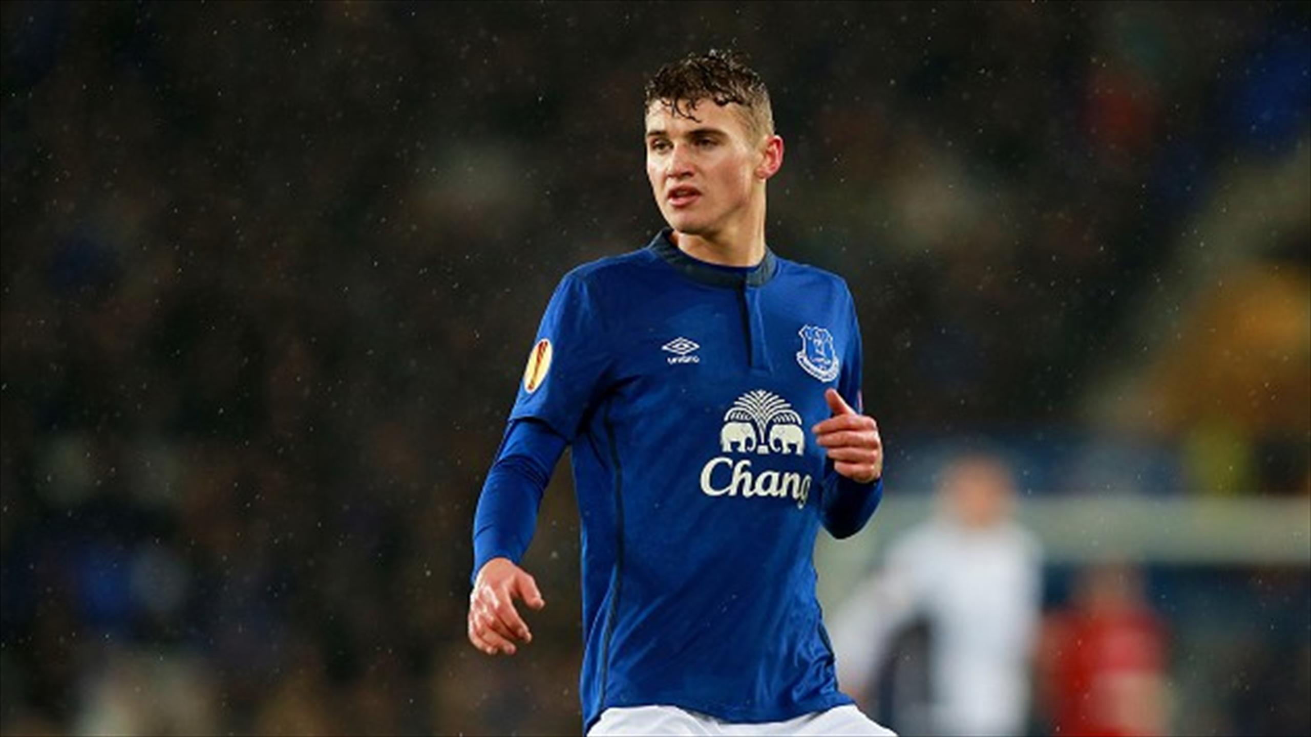 Everton Youngsters Praised In Defeat By Roberto Martinez Eurosport