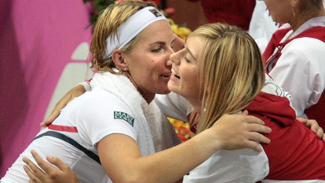 Ruslar ve Çekler finale doğru
