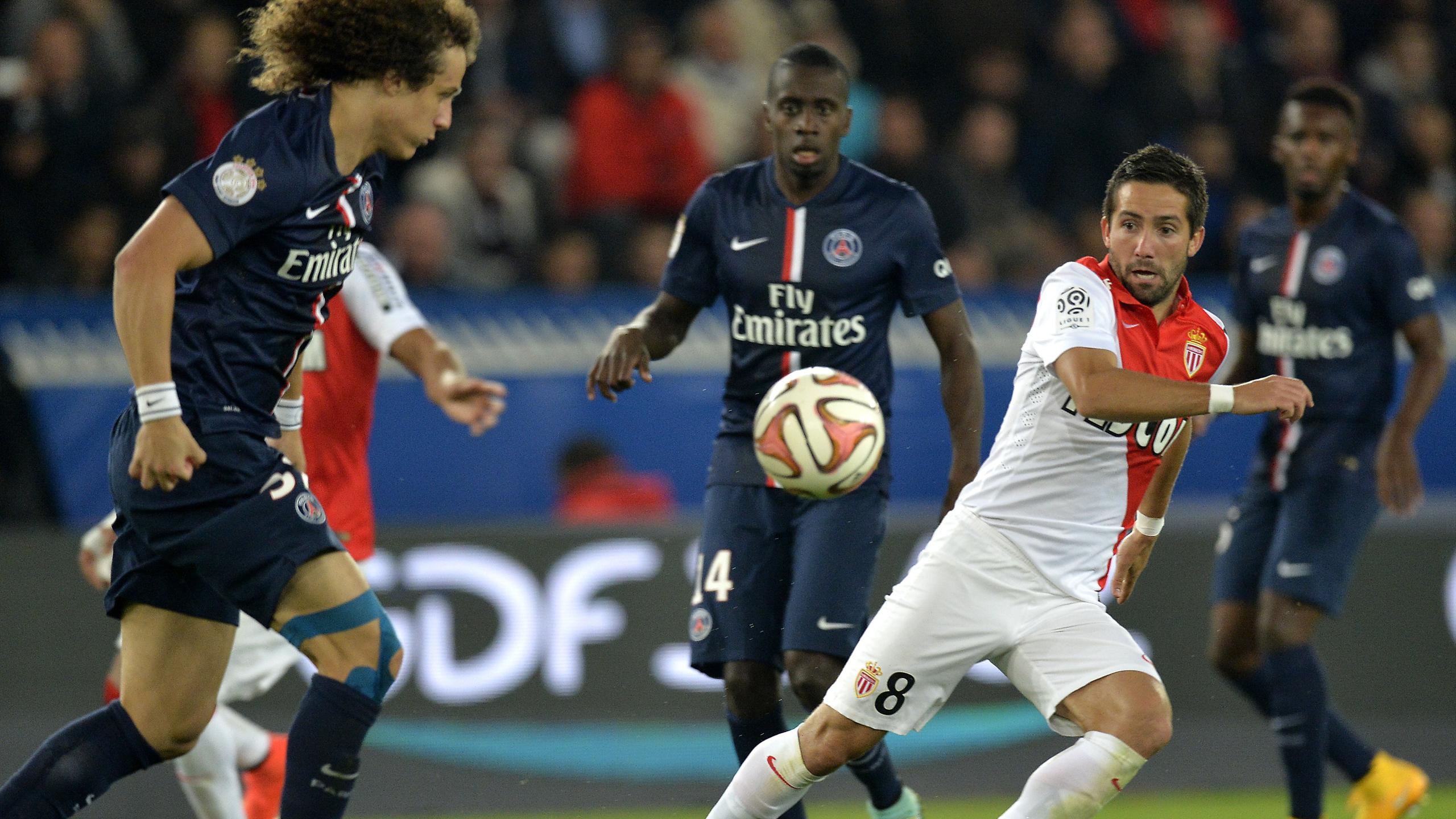 PLATEAU ARGENTÉ COUPE D'EUROPE VAINQUEURS DE COUPE - 1/4 PSG