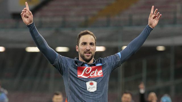 Mal embarqué, Naples peut remercier Higuain... et un peu Valbuena