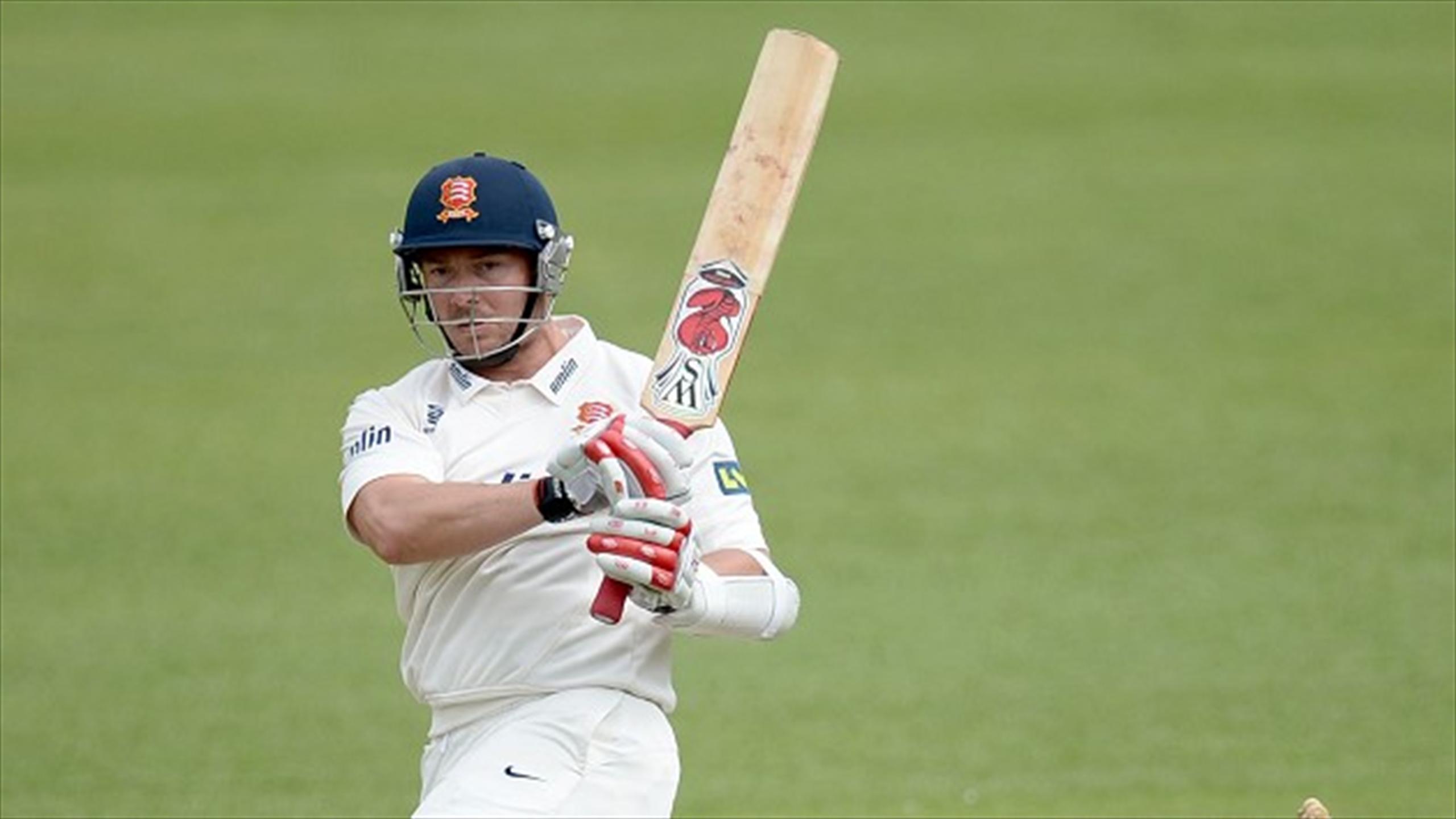 Napier gives Essex edge Eurosport