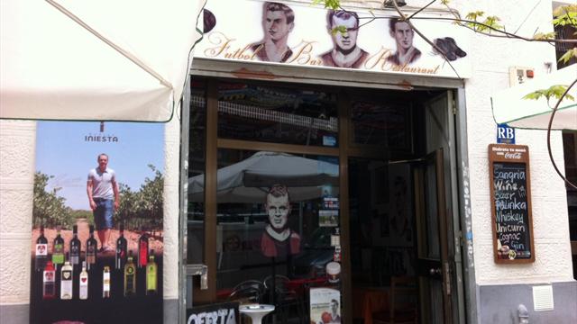 L'idée géniale d'un fou de foot : bienvenue au Futbol Bar Restaurant de Barcelone