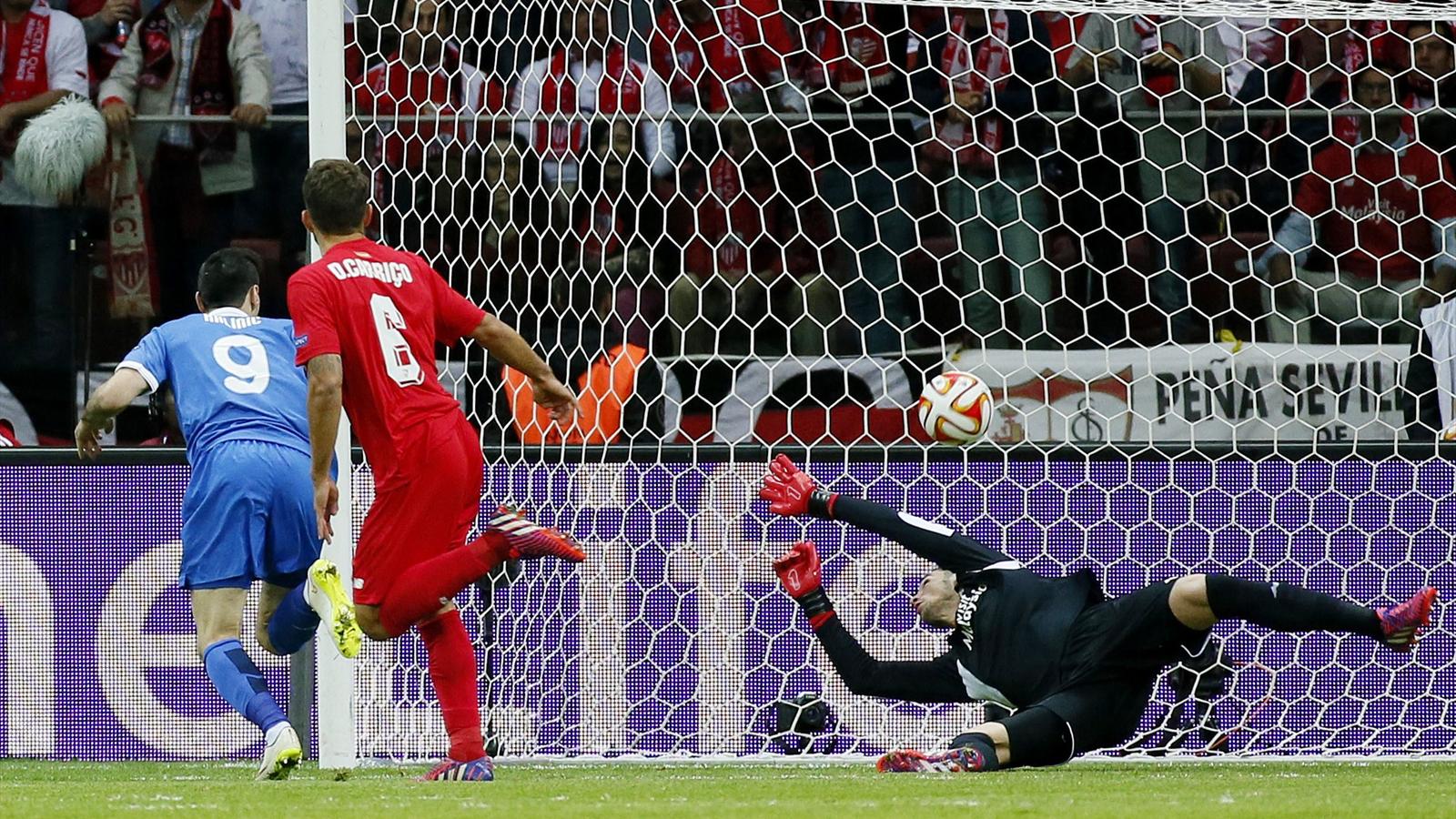 Nikola Kalinic - Dnipro v Sevilla -  Avrupa Ligi finali