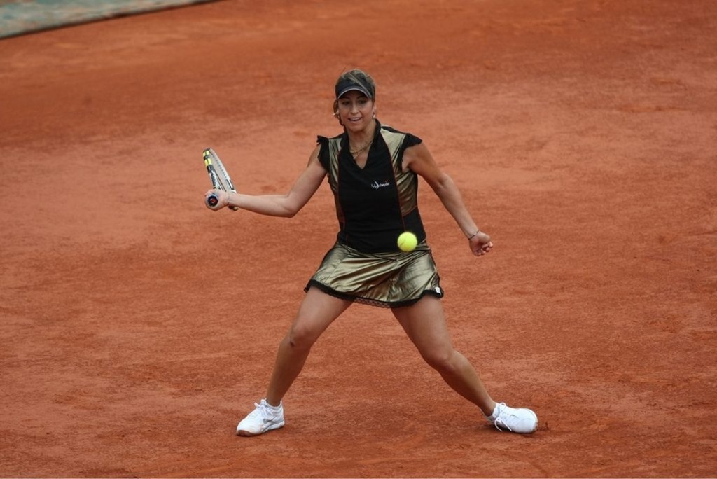 Aravane Rezai vestita come un cioccolatino