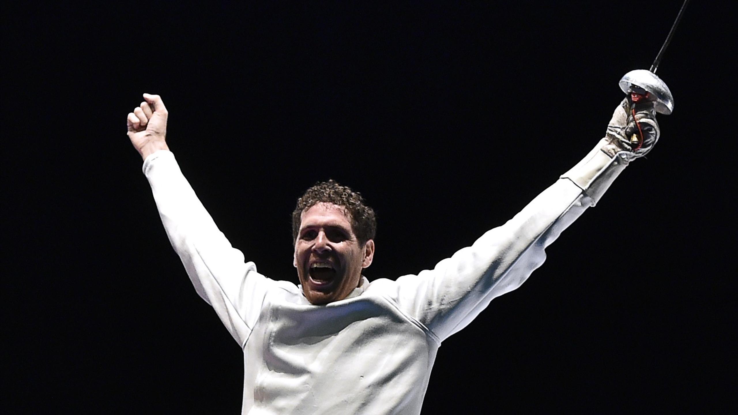 World’s best look to claim their part of épée history at World Fencing