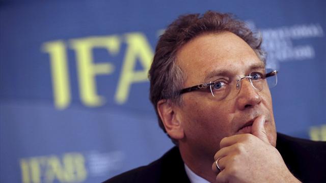 Valcke « conteste la totalité des accusations »