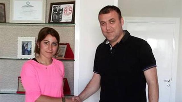 Muratpaşa Belediyespor, Gülsüm Güleçyüz ile sözleşme yeniledi