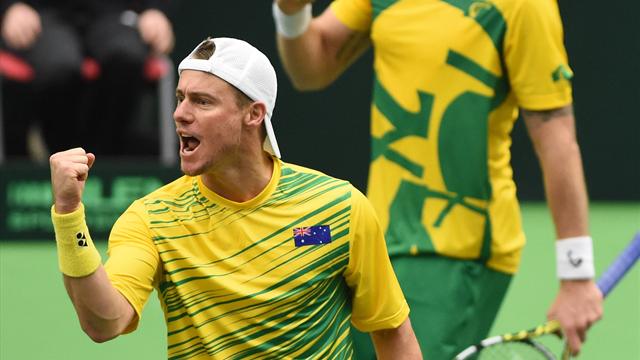 Avec Hewitt en héros, l'Australie retrouve le dernier carré