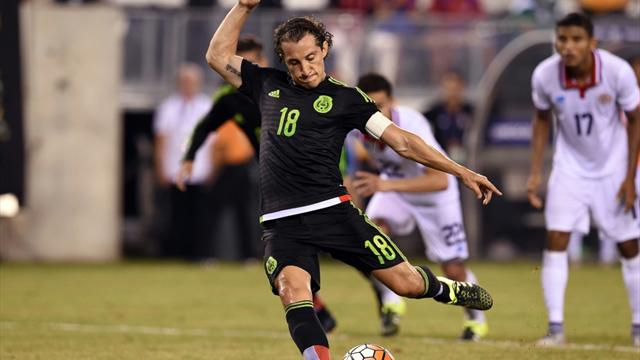 Guardado reconoce que pensó en fallar un penalti injusto