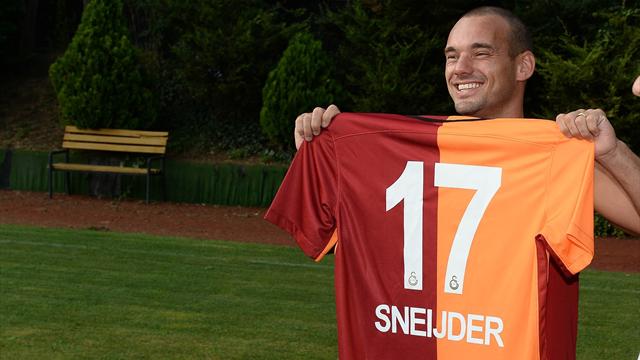Galatasaray 10 haftada sattığı formayı 10 günde sattı