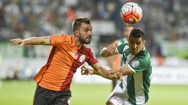 Emre Çolak özür diledi