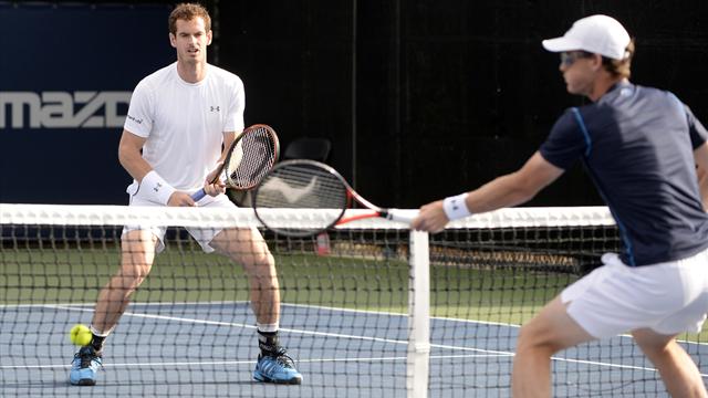 Jamie Murray beats Andy Murray in Montreal doubles